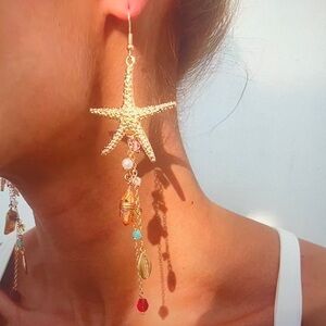 Gold Starfish Dangle Earrings NWT